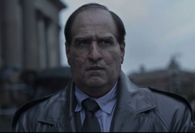 Картинка из 1 сезона сериала - «Пингвин»